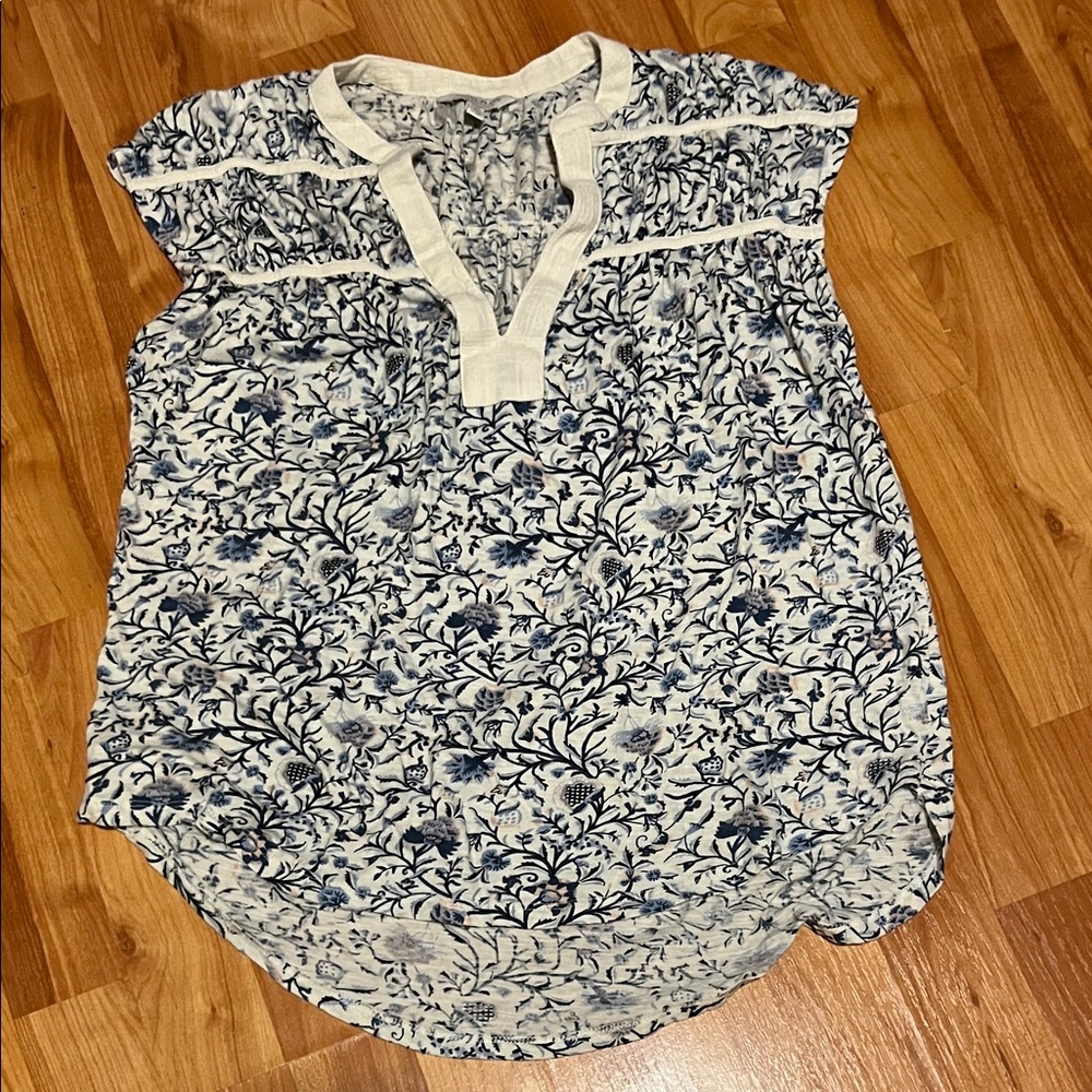 Lucky Brand Blue and Cream Floral Blouse